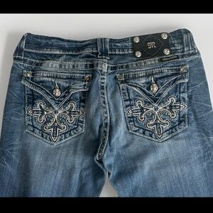 Miss Me women's bootcut denim jeans w/ embellished flap back pockets size 29
